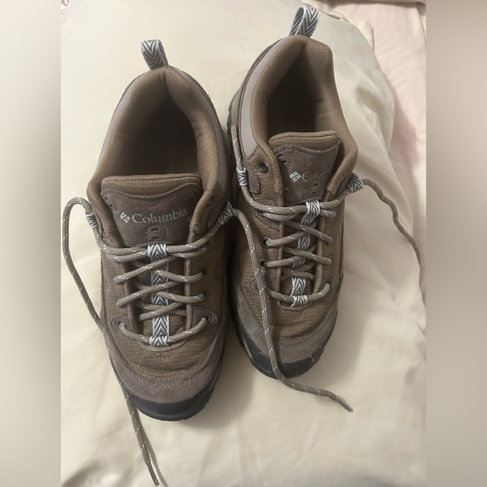 Columbia Women's Brown Ankle Boots